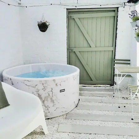 펜션 The Salty Seagull 스카버러