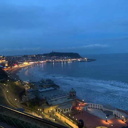 The Salty Seagull 斯卡伯勒